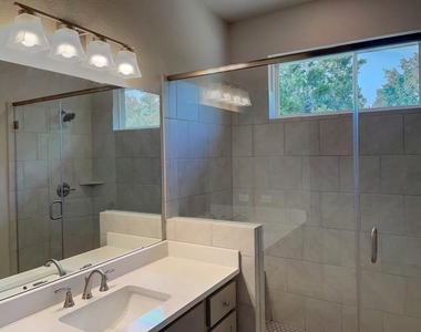 1131 Yaupon Drive - Photo Thumbnail 22