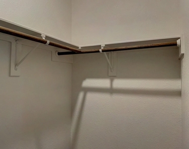 1131 Yaupon Drive - Photo Thumbnail 25