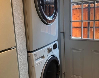 2601 S Braeswood Boulevard - Photo Thumbnail 14