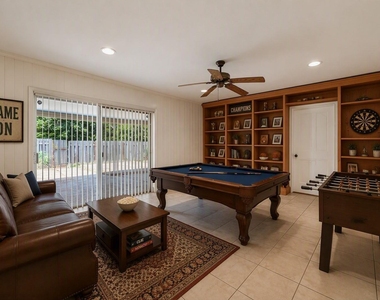 6222 Creekbend Drive - Photo Thumbnail 26
