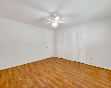 6222 Creekbend Drive - Photo Thumbnail 36