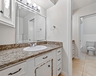 6222 Creekbend Drive - Photo Thumbnail 42