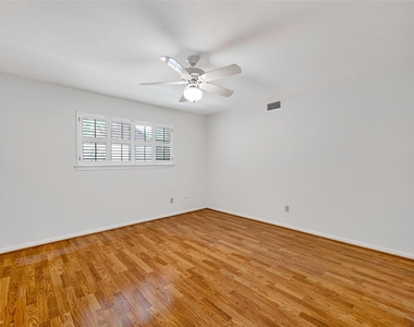 6222 Creekbend Drive - Photo Thumbnail 35
