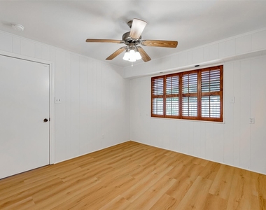 6222 Creekbend Drive - Photo Thumbnail 37