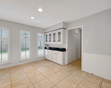 6222 Creekbend Drive - Photo Thumbnail 25