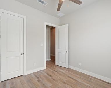 10719 River Walk Drive - Photo Thumbnail 19
