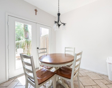 118 Willowwood Circle - Photo Thumbnail 10