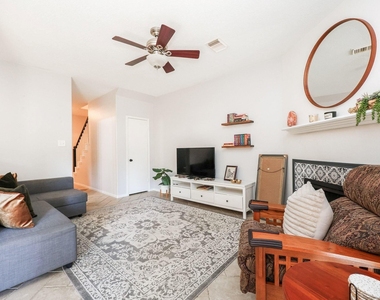 118 Willowwood Circle - Photo Thumbnail 11