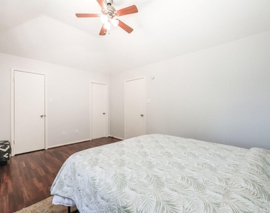 118 Willowwood Circle - Photo Thumbnail 24