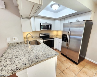 16180 Dublin Circle - Photo Thumbnail 3