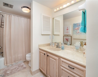 3443 Gulf Shore Boulevard N - Photo Thumbnail 11