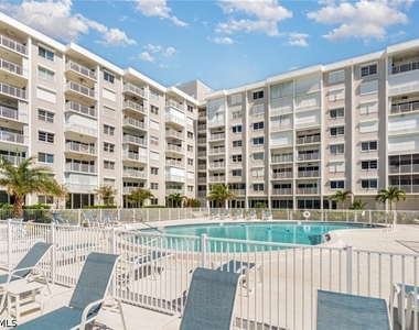 3443 Gulf Shore Boulevard N - Photo Thumbnail 15