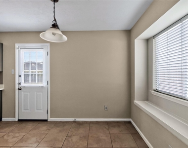 4914 Jasmine Meadows Lane - Photo Thumbnail 13