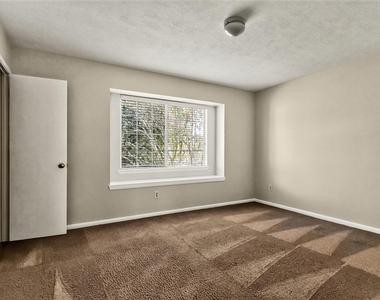 4914 Jasmine Meadows Lane - Photo Thumbnail 31