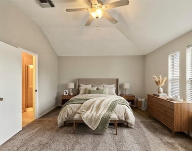 4914 Jasmine Meadows Lane - Photo Thumbnail 18