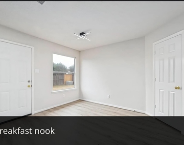 19510 Buckland Park Drive - Photo Thumbnail 2