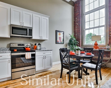 670 North Commercial - Photo Thumbnail 3