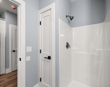 238 Lafayette - Photo Thumbnail 19