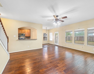 10003 Lynette Falls Drive - Photo Thumbnail 17