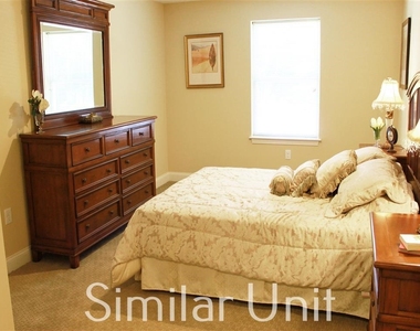 67 Provencal - Photo Thumbnail 12