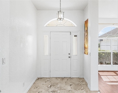 2810 Nw 24th Avenue - Photo Thumbnail 4