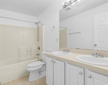 2810 Nw 24th Avenue - Photo Thumbnail 15