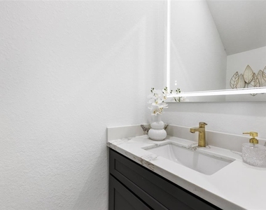 7330 Saint Lo Road - Photo Thumbnail 7