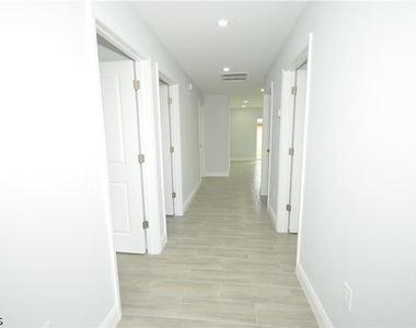 2955 Dunbar Avenue - Photo Thumbnail 1