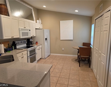 11004 Mill Creek Way - Photo Thumbnail 4