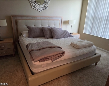 11004 Mill Creek Way - Photo Thumbnail 9