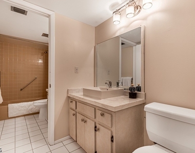 1828 Pine Valley Drive - Photo Thumbnail 10