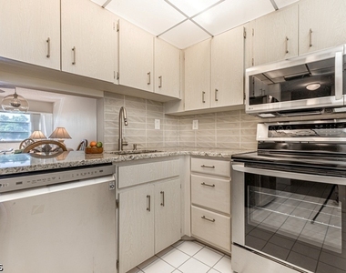 1828 Pine Valley Drive - Photo Thumbnail 9