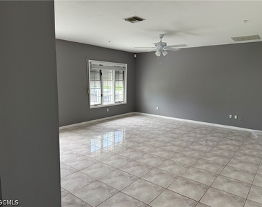 200 Arthur Avenue - Photo Thumbnail 5