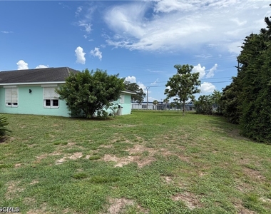 200 Arthur Avenue - Photo Thumbnail 1