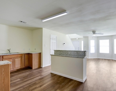 23339/41 High Point Street - Photo Thumbnail 2