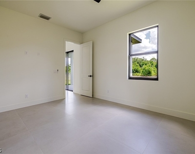 2705 Darlene Place - Photo Thumbnail 12