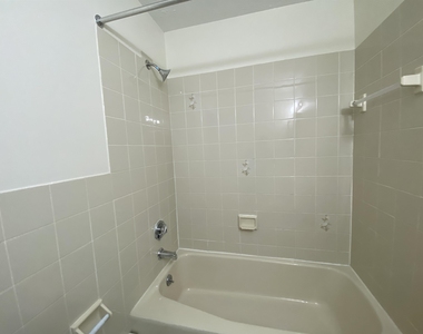 383 Huse - Photo Thumbnail 20