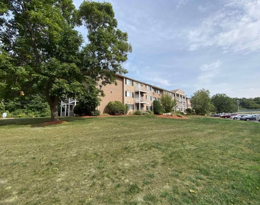 383 Huse - Photo Thumbnail 2