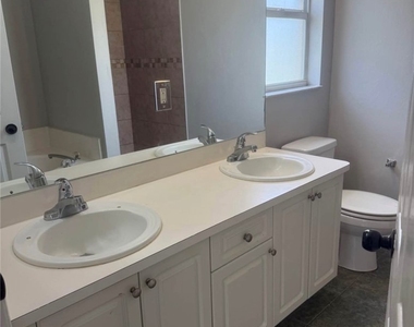 3606 30th Street Sw - Photo Thumbnail 4