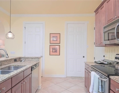 11945 Alegria Street - Photo Thumbnail 11