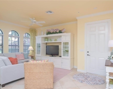 11945 Alegria Street - Photo Thumbnail 5