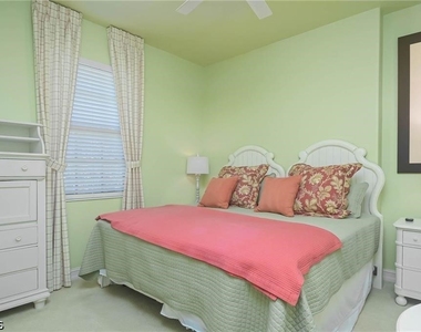 11945 Alegria Street - Photo Thumbnail 23