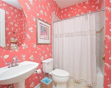 11945 Alegria Street - Photo Thumbnail 16