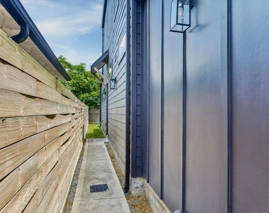 4008 Chapman Street - Photo Thumbnail 15