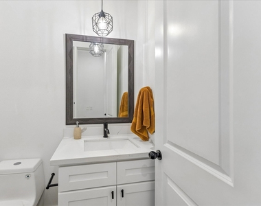 4008 Chapman Street - Photo Thumbnail 9