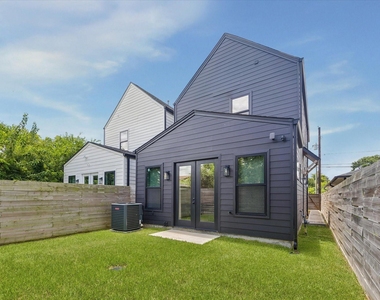 4008 Chapman Street - Photo Thumbnail 5