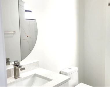 13480 Drysdale Avenue - Photo Thumbnail 5