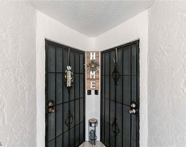 6775 Lake Mcgregor Circle - Photo Thumbnail 4