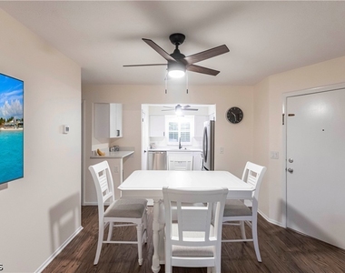 6775 Lake Mcgregor Circle - Photo Thumbnail 10