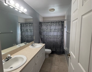 415 Se 21st Street - Photo Thumbnail 17